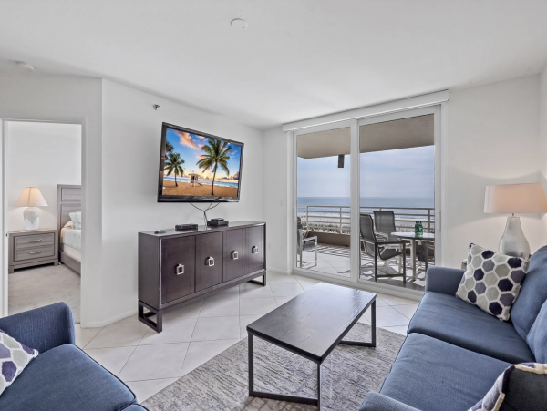 Stunning Lanai Overlooking the Gulf & Beach
